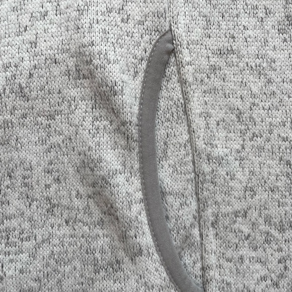 Thread and Supply Quarter Zip Pullover, size Medium in Heather Gray - Picture 4 of 8